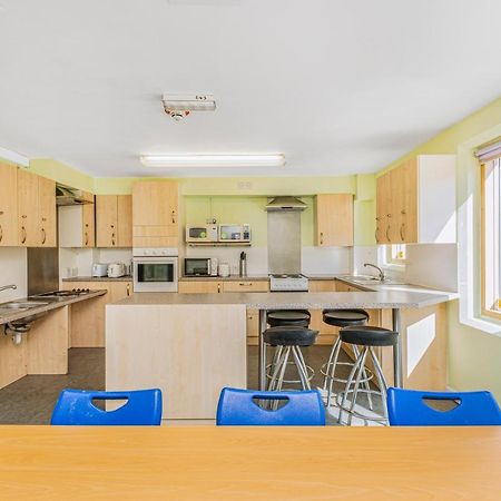 Vibrant Ensuite Rooms, Hatfield - Sk Bagian luar foto