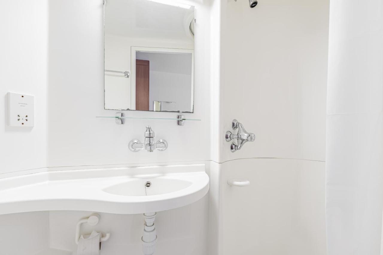 Vibrant Ensuite Rooms, Hatfield - Sk Bagian luar foto